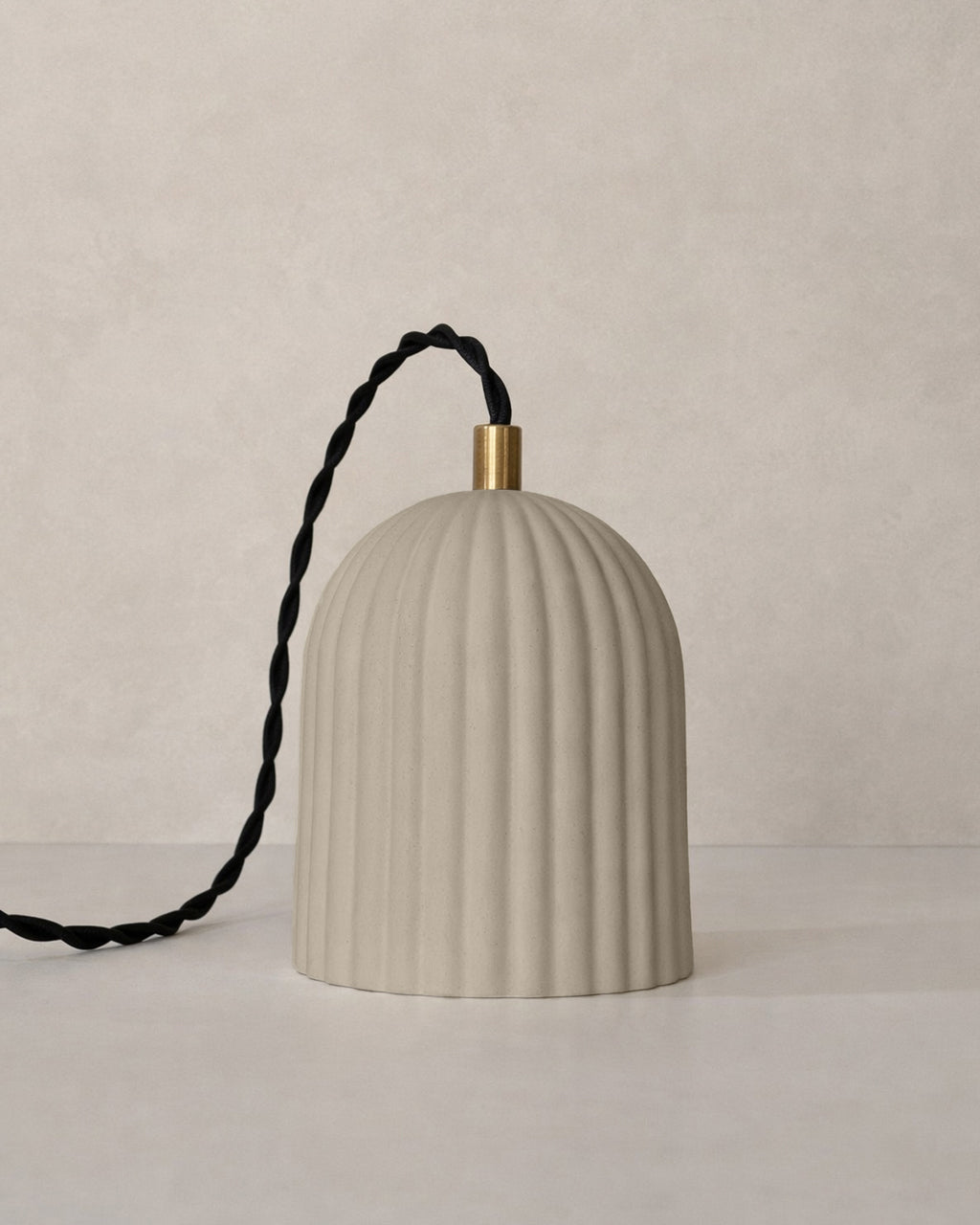 Palatino Small Pendant · Dune