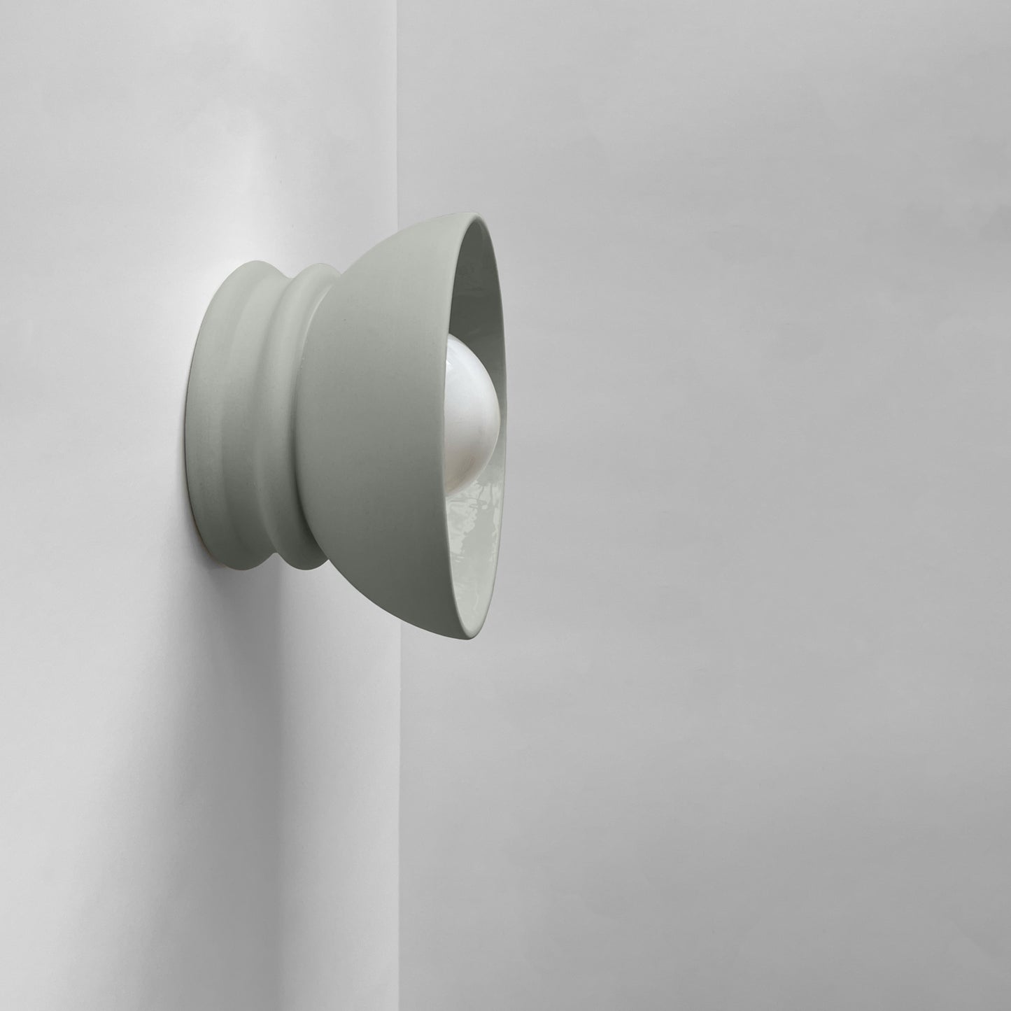Small Pompeii Wall Sconce - Fog