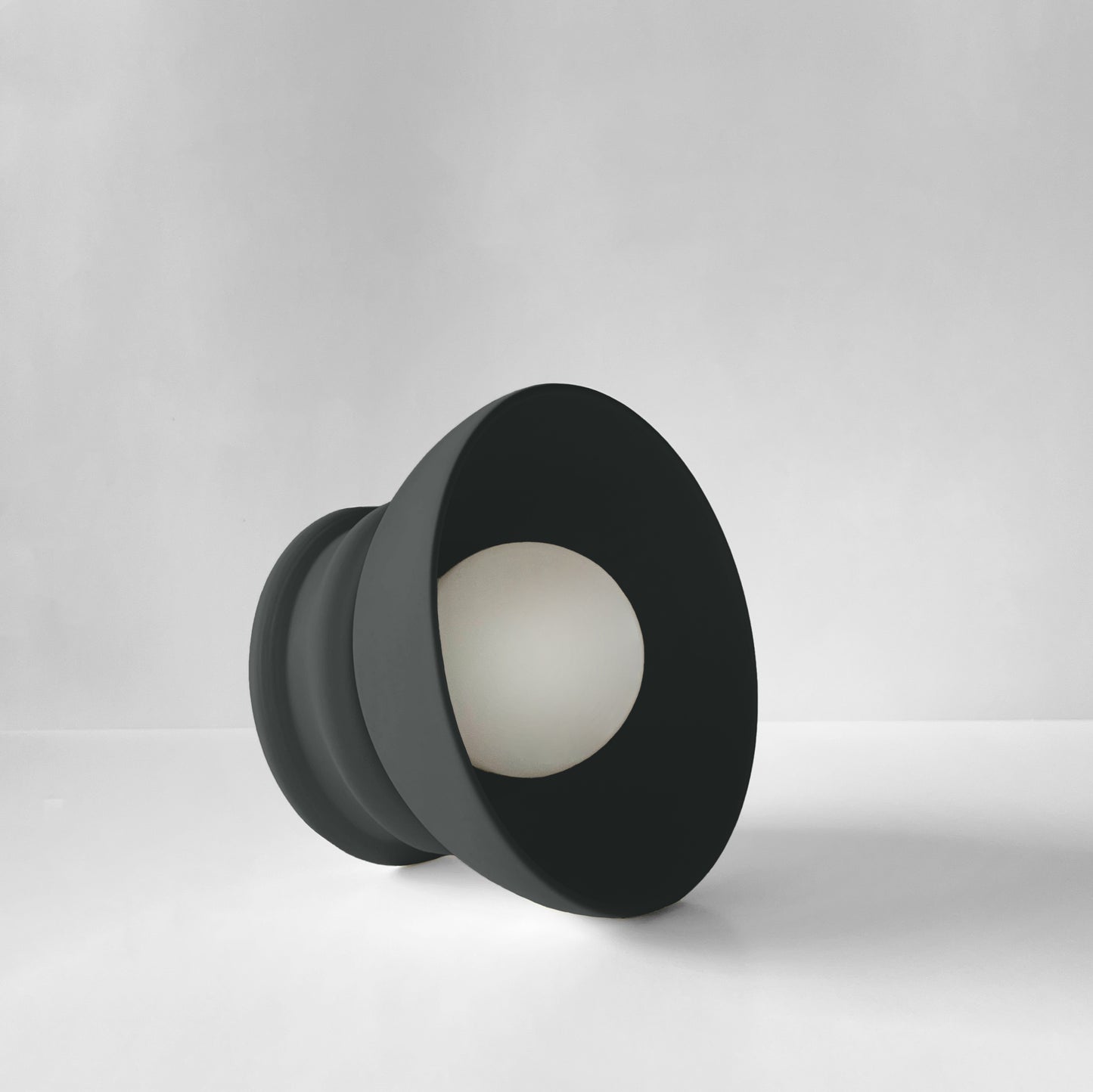 Small Pompeii Wall Sconce - Shadow