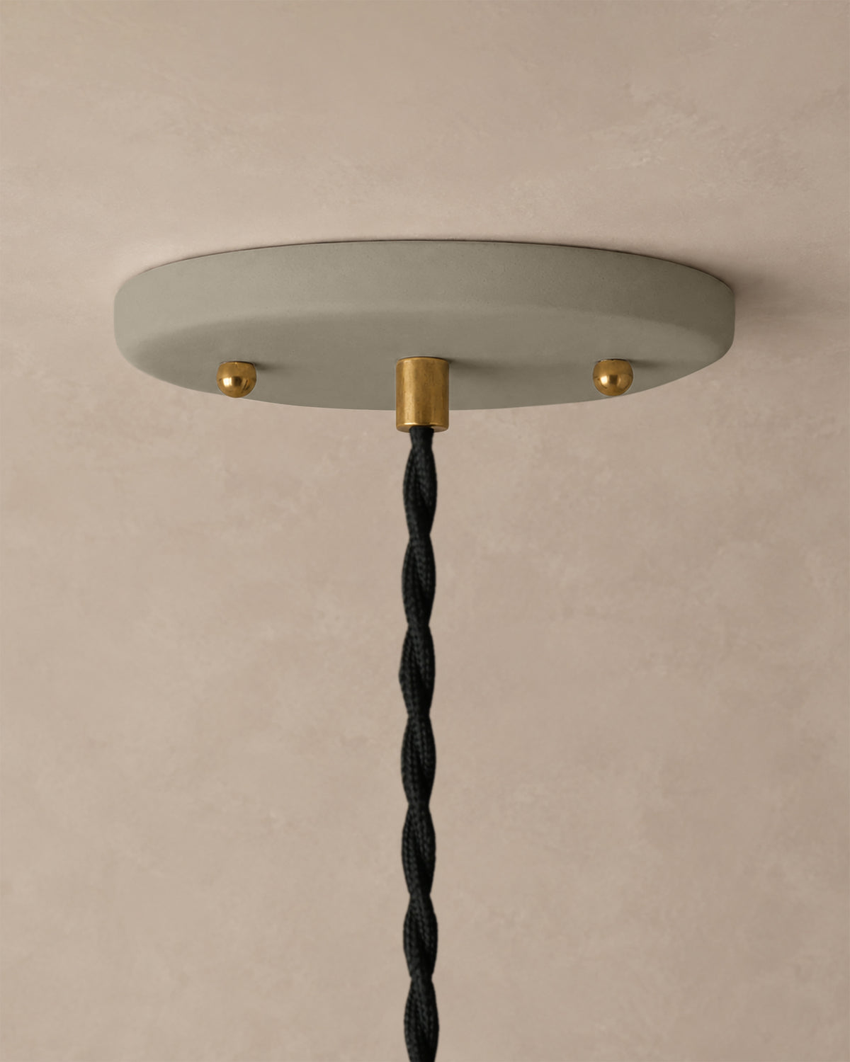 Vallea Small Pendant · Dune
