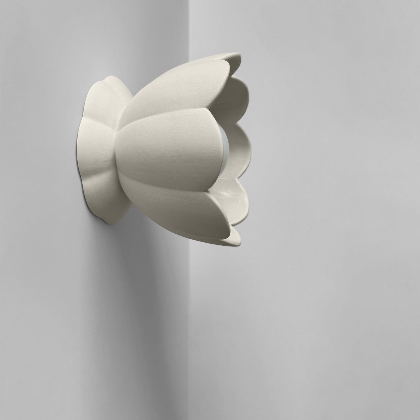 Vallea Wall Sconce | Small Floral Light Fixture | Bone White