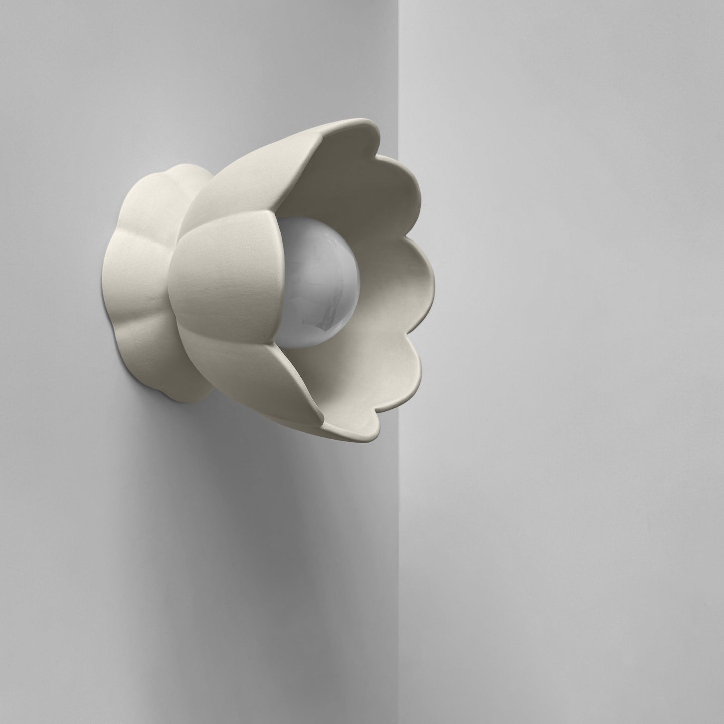 Vallea Wall Sconce | Small Floral Light Fixture | Bone White