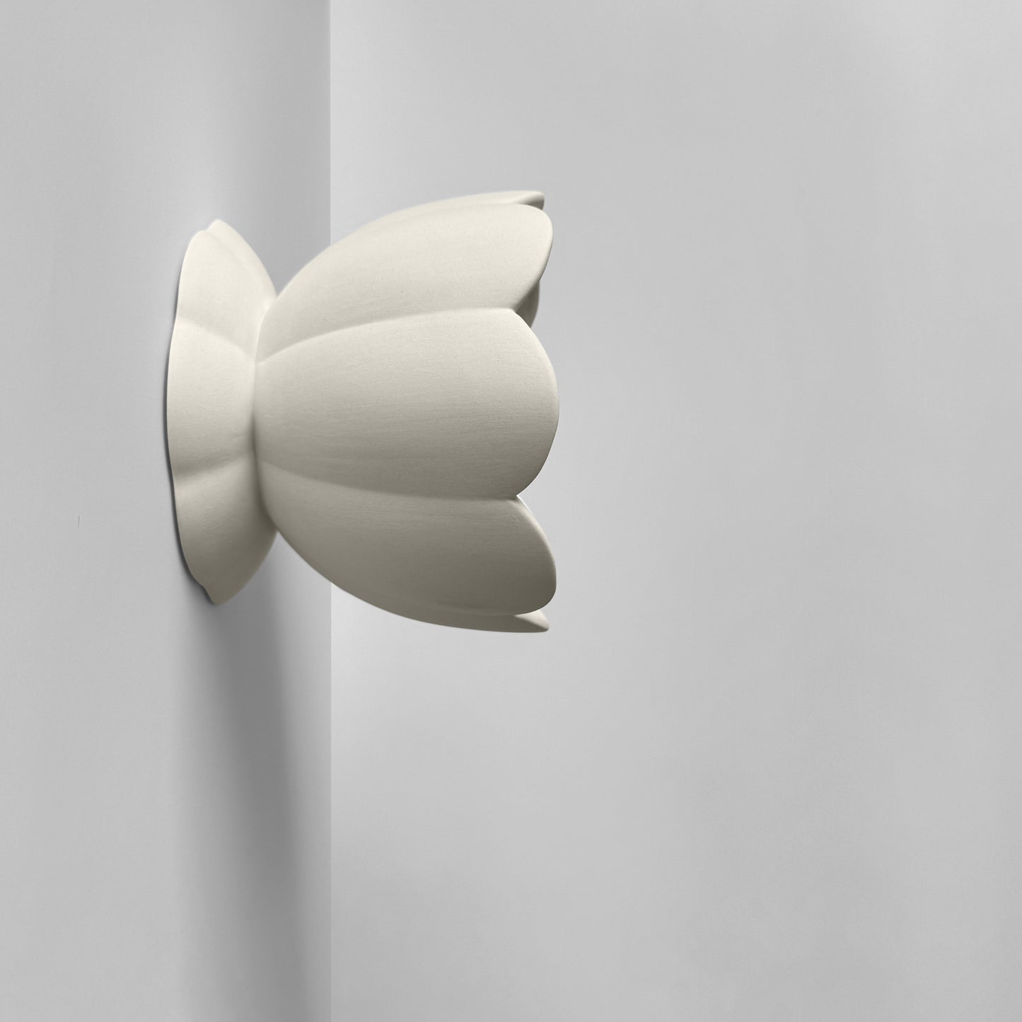 Vallea Wall Sconce | Small Floral Light Fixture | Bone White