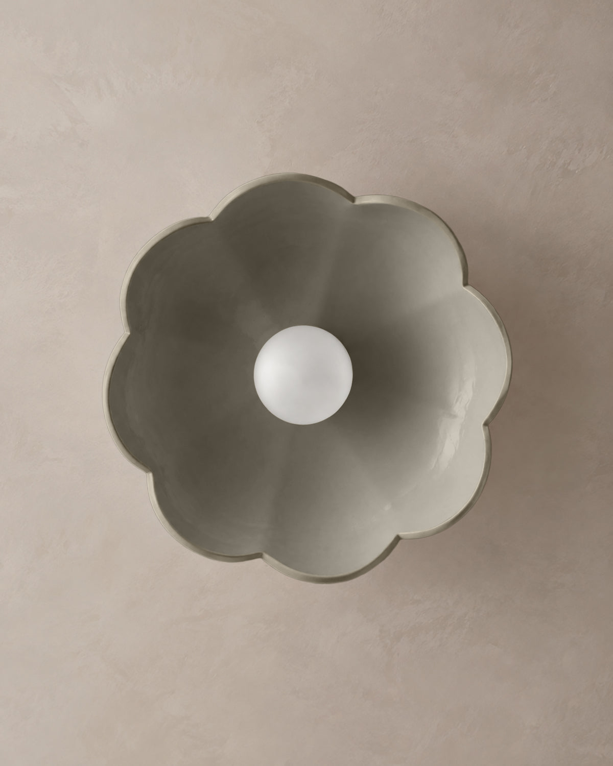 Vallea Large Pendant · Dune