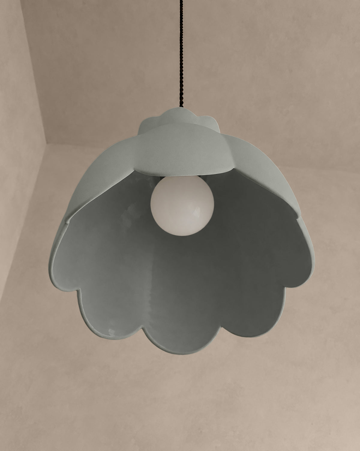 Vallea Large Pendant · Fog