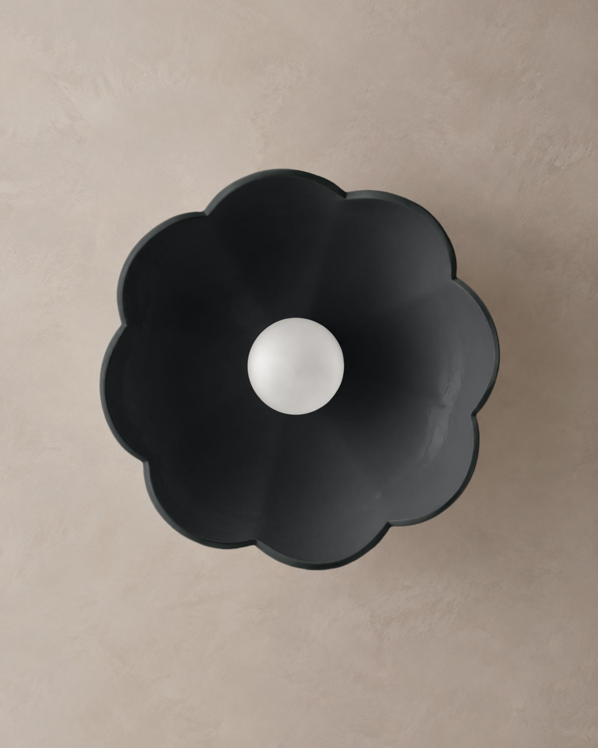 Vallea Large Pendant · Shadow