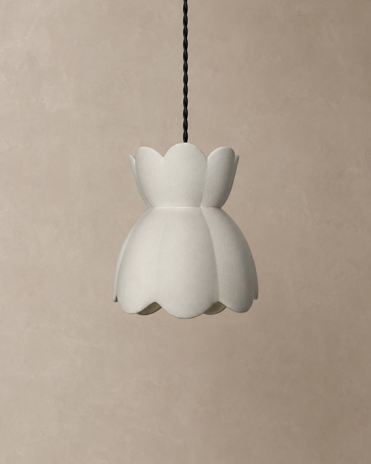 Vallea Small Pendant · Bone