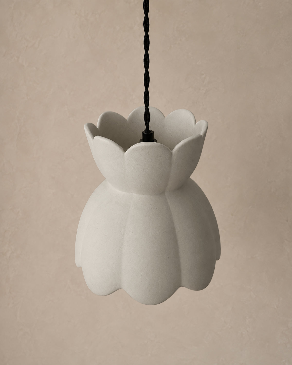 Vallea Small Pendant · Bone