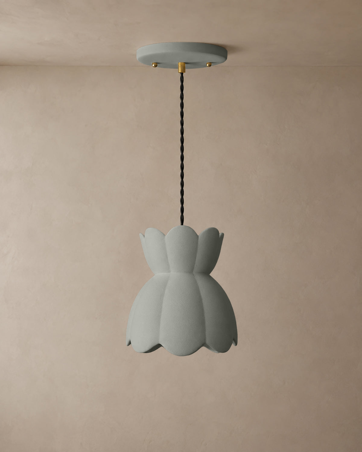 Vallea Small Pendant · Fog