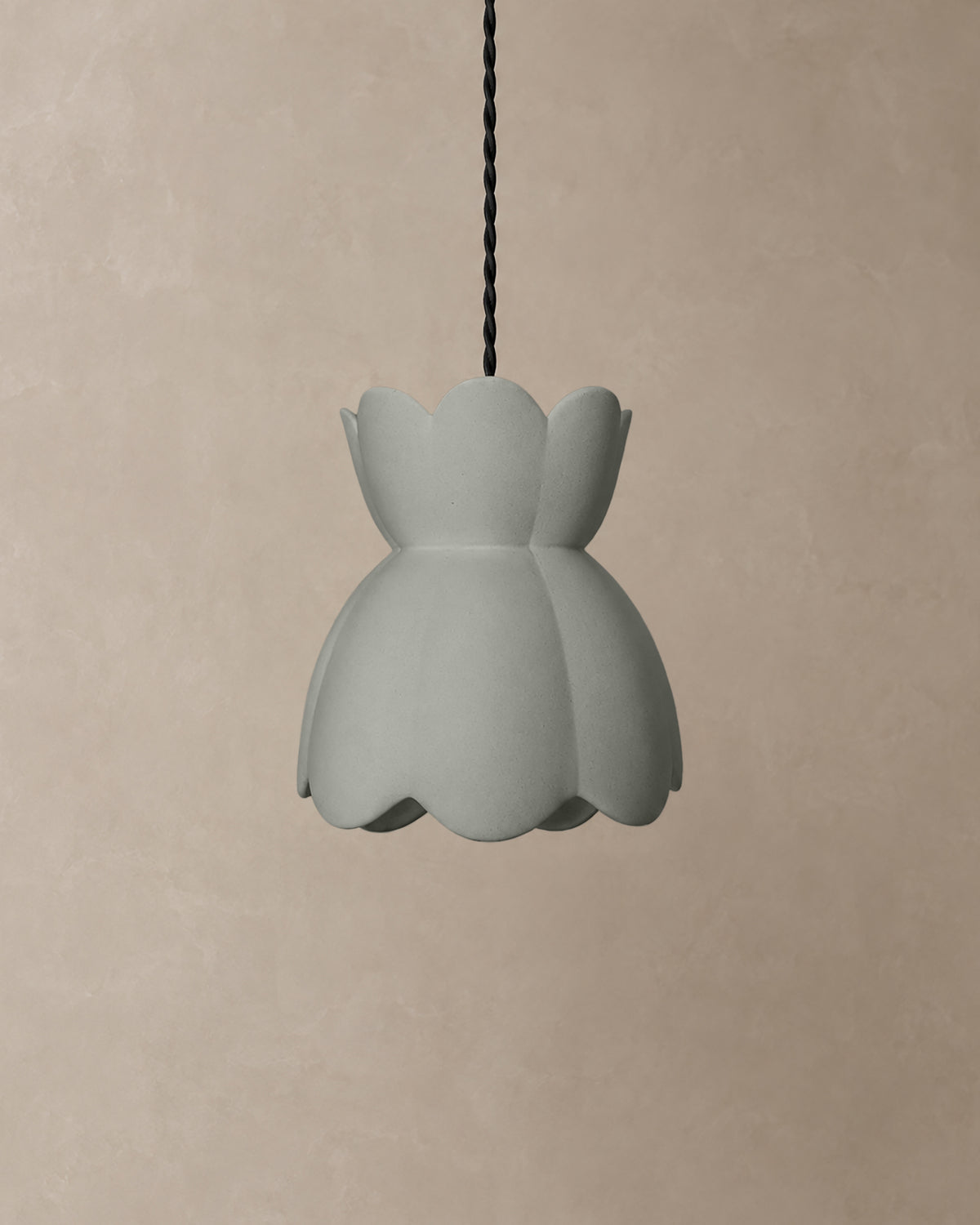 Vallea Small Pendant · Fog